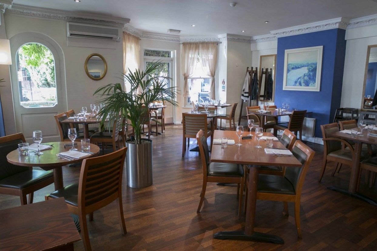 Thames Riviera Hotel, Sure Hotel Collection By Best Western Maidenhead Restaurant photo